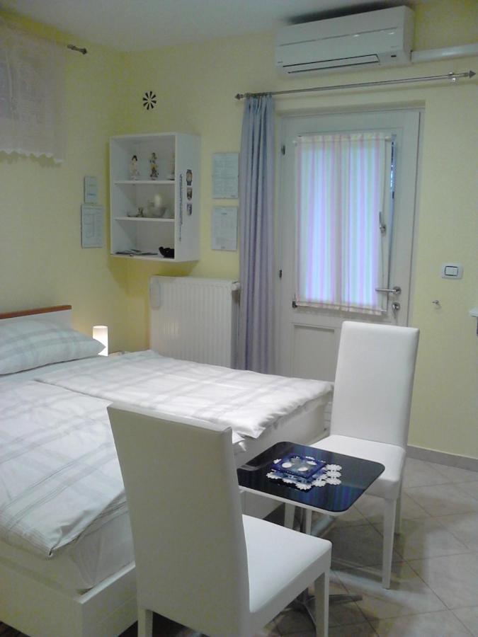 Room Sarah Rijeka Phòng bức ảnh